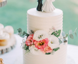 Three Sisters Cake Shop