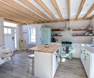 The Barn on Broadway